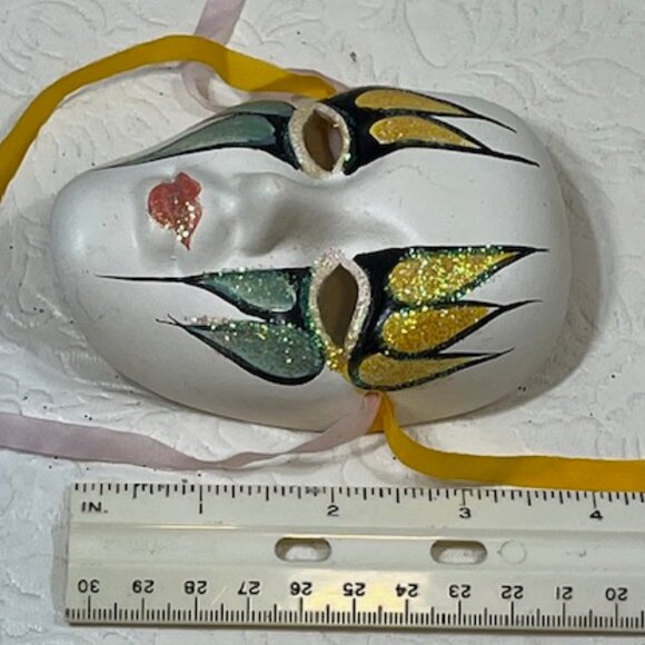 Wall Decor Ceramic Mini Mardi Gras Mask Hand Painted Glitter 3"x4" - Picture 3 of 13